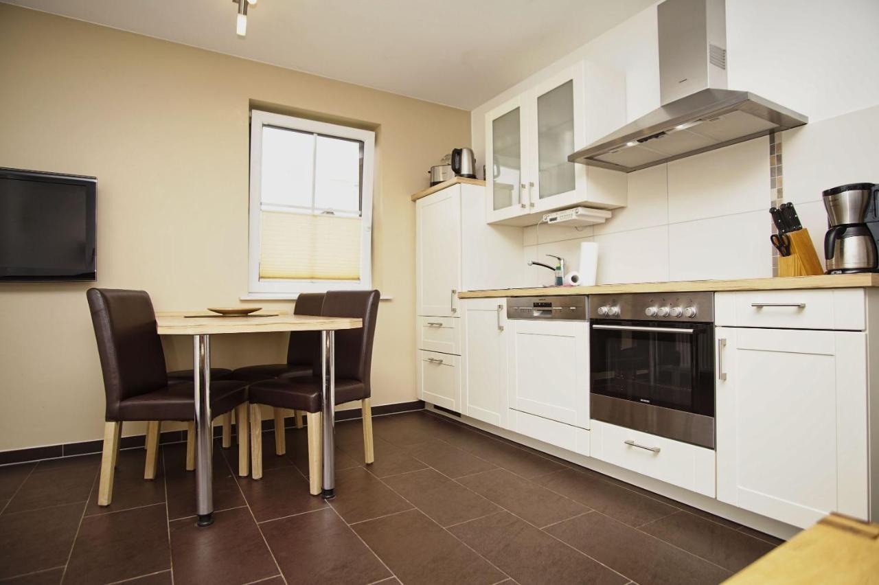 Schicke Fewo Mit Terrasse, Gratis Nutzung Vom Ahoi Erlebnisbad Und Sauna In Sellin - Haus De Niege Wech Fewo 02 Thiessow Buitenkant foto