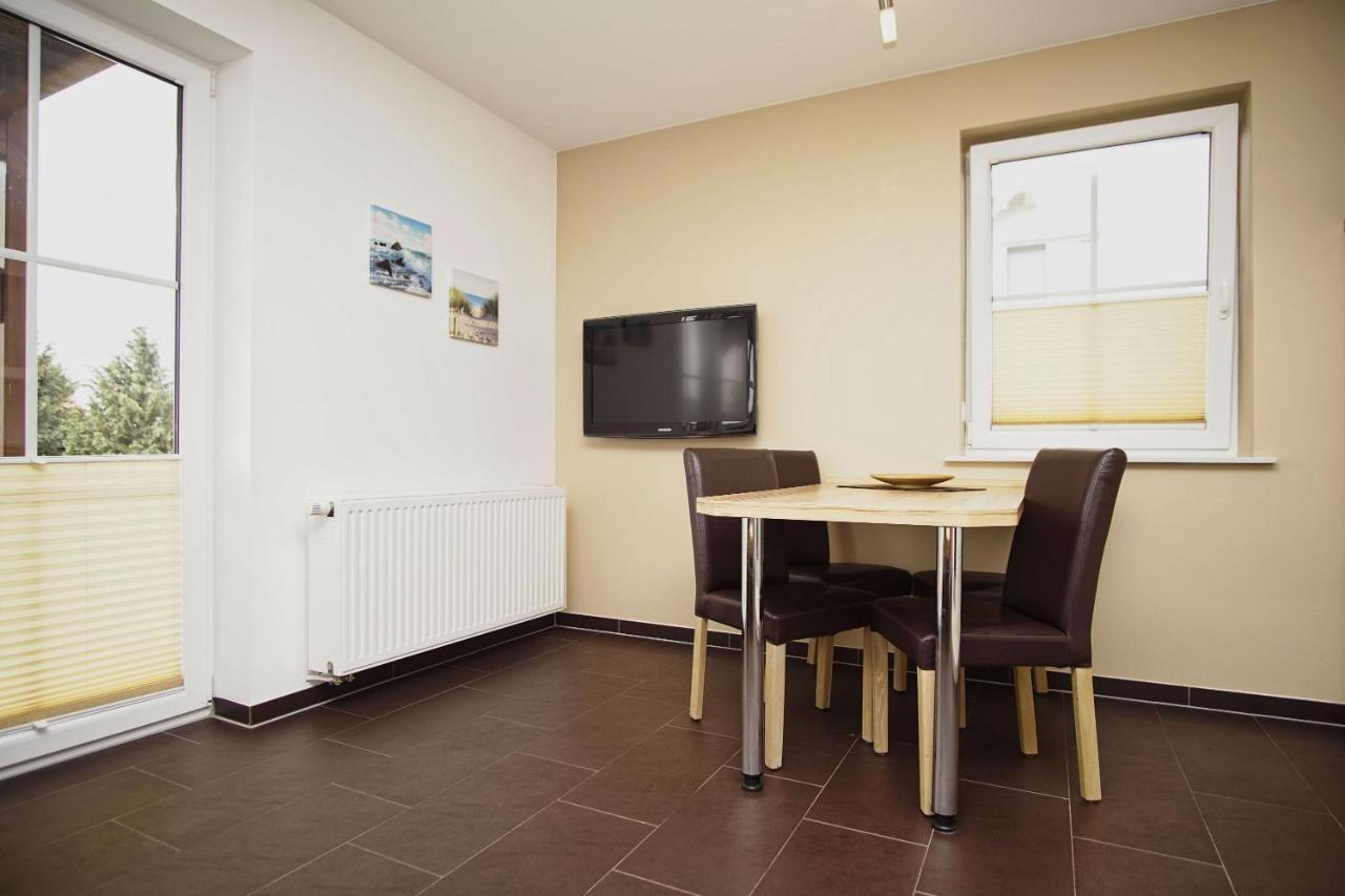 Schicke Fewo Mit Terrasse, Gratis Nutzung Vom Ahoi Erlebnisbad Und Sauna In Sellin - Haus De Niege Wech Fewo 02 Thiessow Buitenkant foto