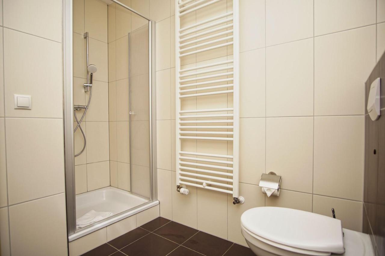 Schicke Fewo Mit Terrasse, Gratis Nutzung Vom Ahoi Erlebnisbad Und Sauna In Sellin - Haus De Niege Wech Fewo 02 Thiessow Buitenkant foto