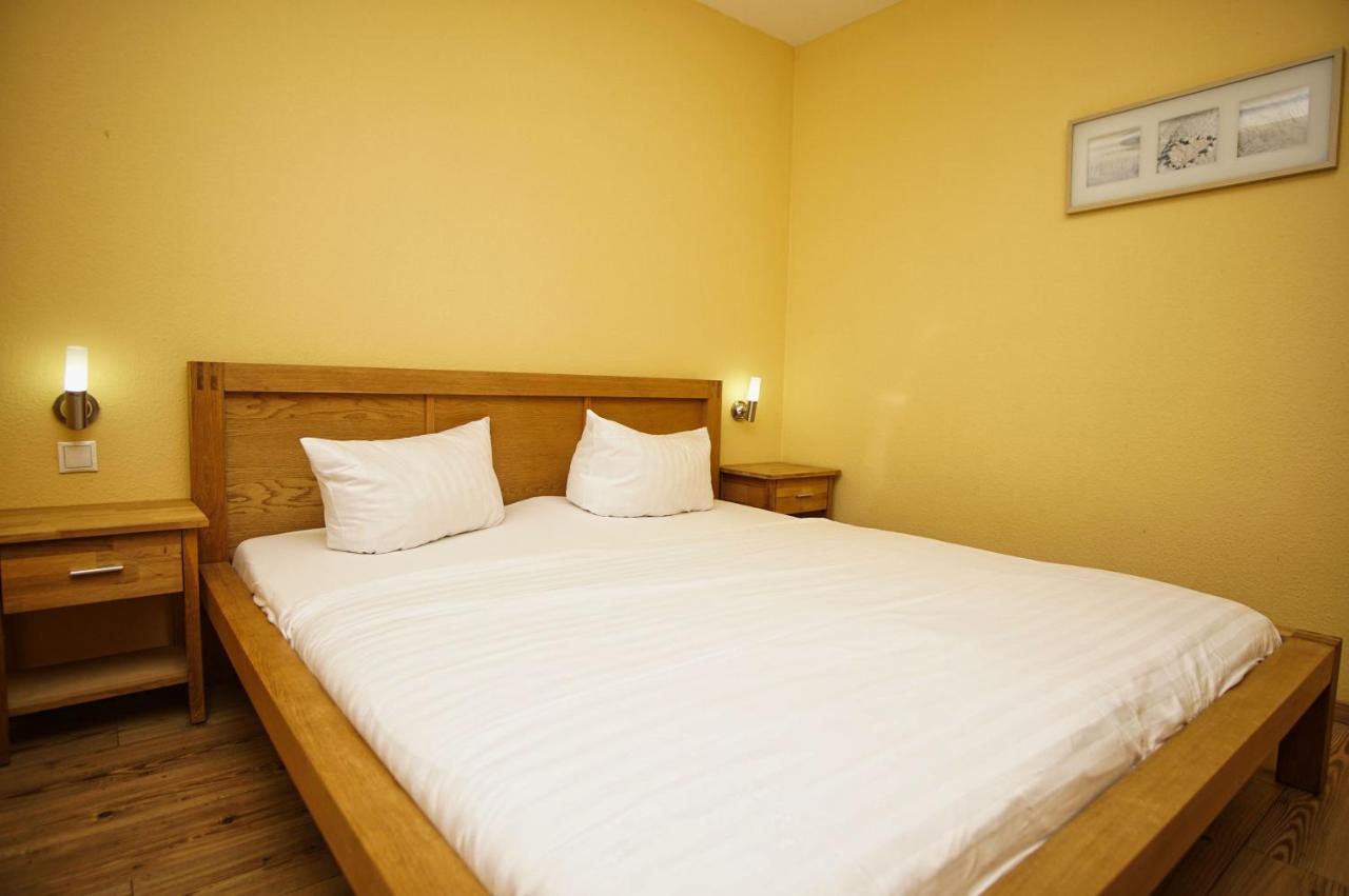 Schicke Fewo Mit Terrasse, Gratis Nutzung Vom Ahoi Erlebnisbad Und Sauna In Sellin - Haus De Niege Wech Fewo 02 Thiessow Buitenkant foto